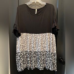 Celeste boutique top- black/gray/white leopard print